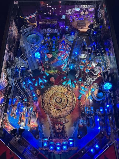 Pirates of the Caribbean (LE)